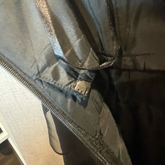 ADRIANNA PAPELL Evening black knee length flowy formal event dress. Size 12. - Picture 6 of 9